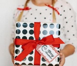 Ambalajul-Tag Mos Craciun