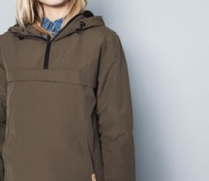 Jacheta Pull&Bear, 39,90 lei