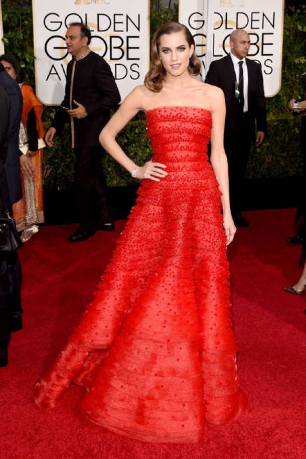 Allison Williams, Armani Prive