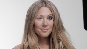 Colbie Caillat fără Photoshop