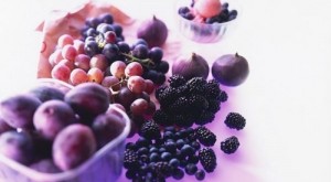 Fructe violet