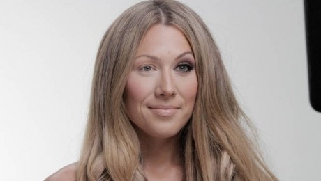 Colbie Caillat fără Photoshop
