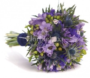 Buchet mireasă frezii mov, floridelux.ro - 209.00 LEI