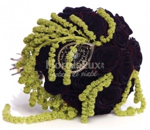 Buchet mireasă trandafiri negri, floridelux.ro - 299.00 LEI