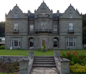Hotelul Baskerville Hall 
