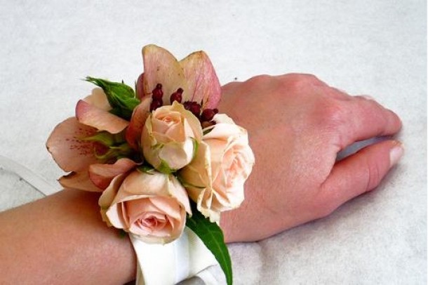 Corsaje domnisoare de onoare