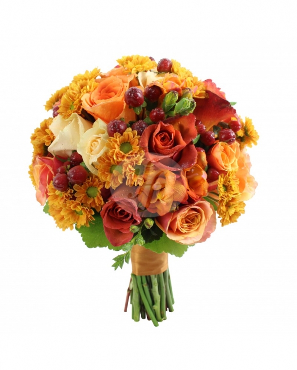 Buchet de mireasă cu trandafiri şi santini, florariairis.ro - 270 LEI