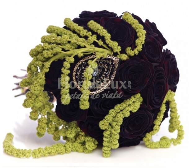 Buchet mireasă trandafiri negri, floridelux.ro - 299.00 LEI
