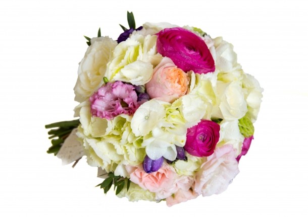 Buchet mireasă alcătuit din hortesie, trandafiri, ornitogalum, frezii,  trandafirasi, lisianthus, florariamobila - 290 LEI