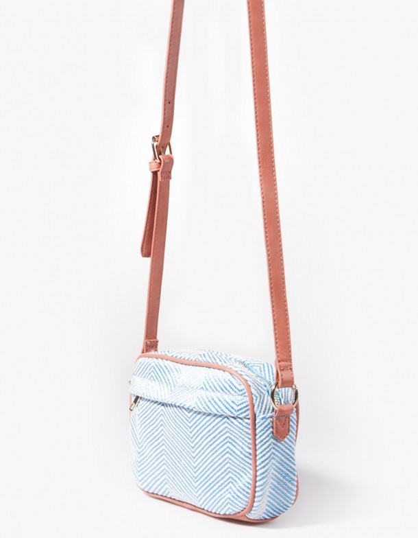 Stradivarius, 79 lei