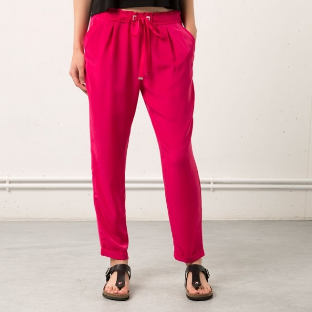 Pantaloni Bershka, 89,90 lei