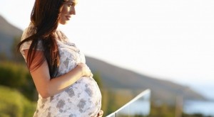 femeie insarcinata
