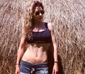 carmen bruma abdomen plat
