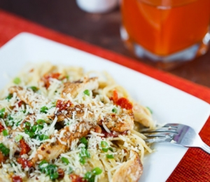 paste cu pui si bacon