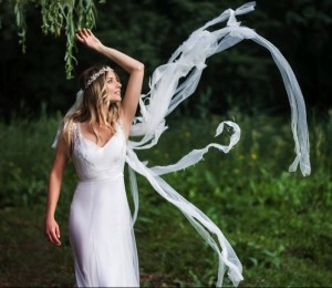 laura cosoi voal mireasa