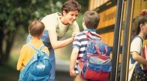 mama copii scoala