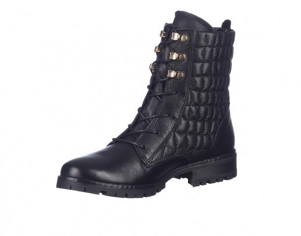 Stone Creek, 379 lei