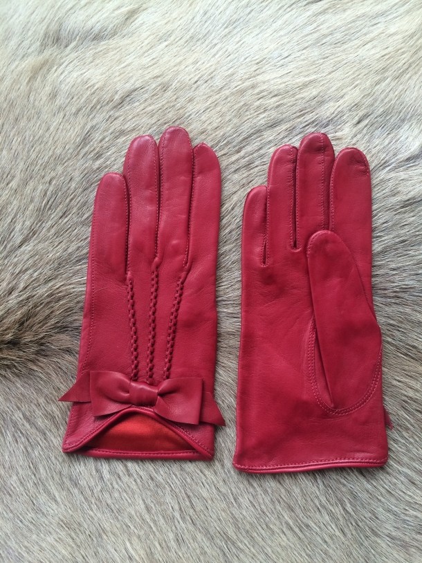 manusidinpiele.ro, 130 lei