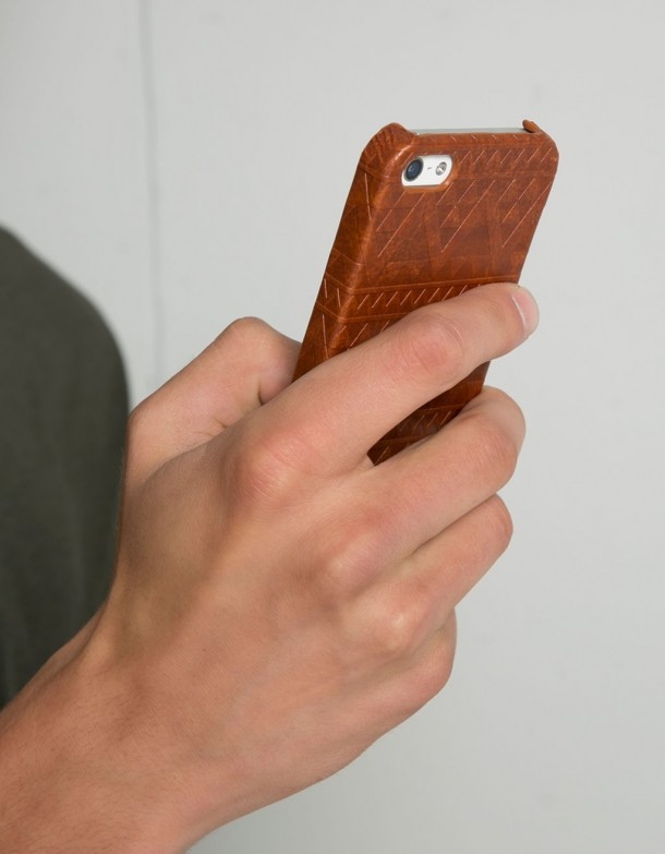 Carcasa telefon, Bershka, 29,90 lei