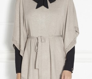 Pulover Nissa, 299 lei