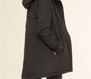 Pull&Bear, 199,90 lei