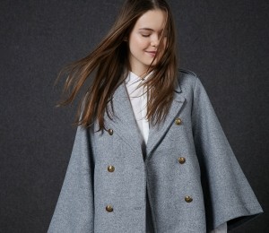 Capa Bershka, 169 lei