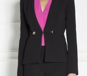 Sacou Nissa, 200 lei