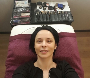 Andreea Marin fara machiaj