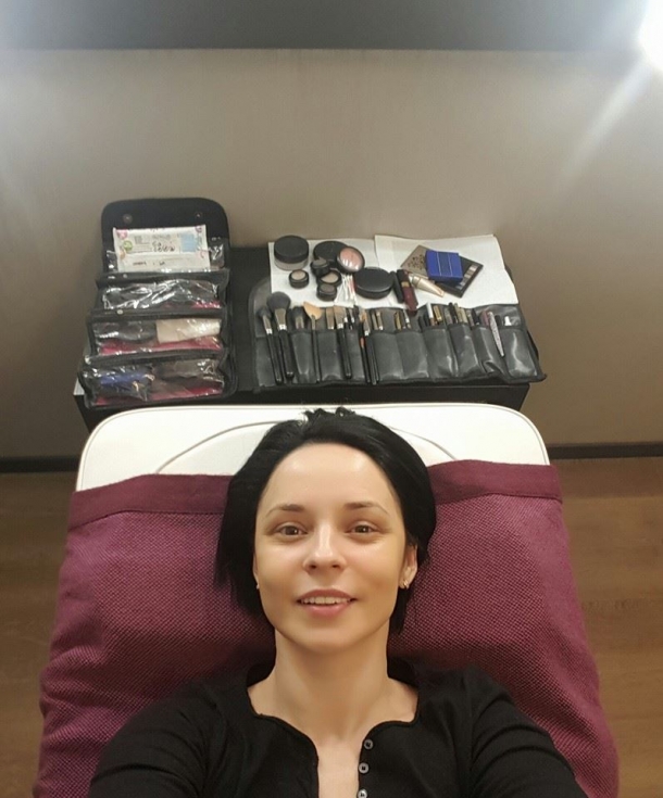 Andreea Marin fara machiaj