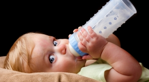 Sterilizator biberon