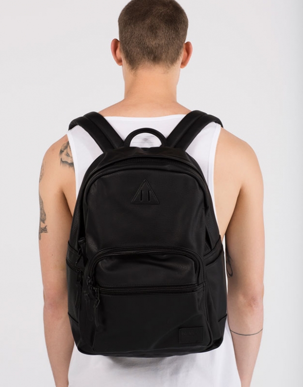 Pull&Bear, 149,90 lei