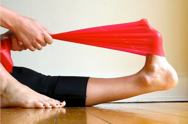 exerciții pentru durere în articulațiile picioarelor)