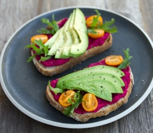 e bine sa mananci avocado zilnic