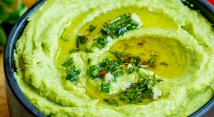 hummus de avocado