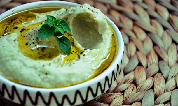 hummus