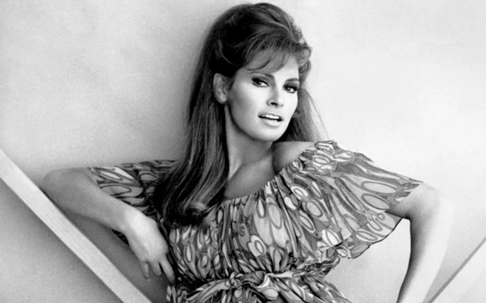 Actriţa Raquel Welch Un Sex Simbol Internaţional A Murit Feminisro Inspiratie Zi De Zi 