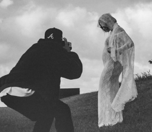 Justin Bieber şi Hailey Bieber 