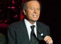 Julio Iglesias