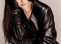 Anne Hathaway 