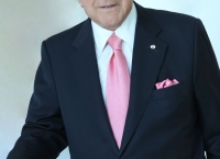 Clive Davis
